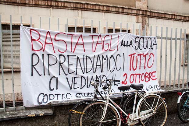 carabinieri-cremona-scuola-dentro2