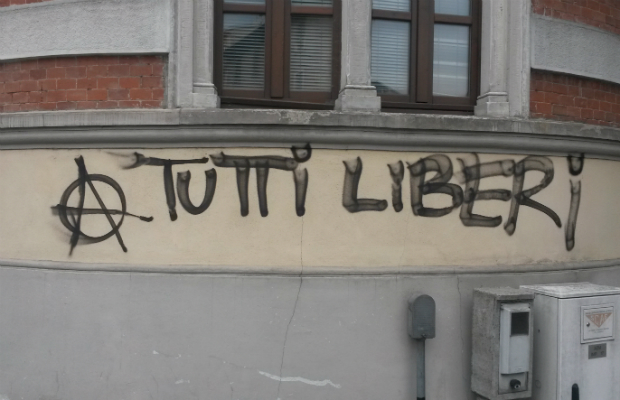 scritte2