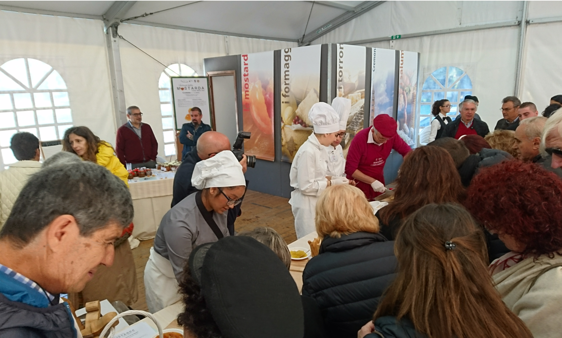 sketch-1476629962423