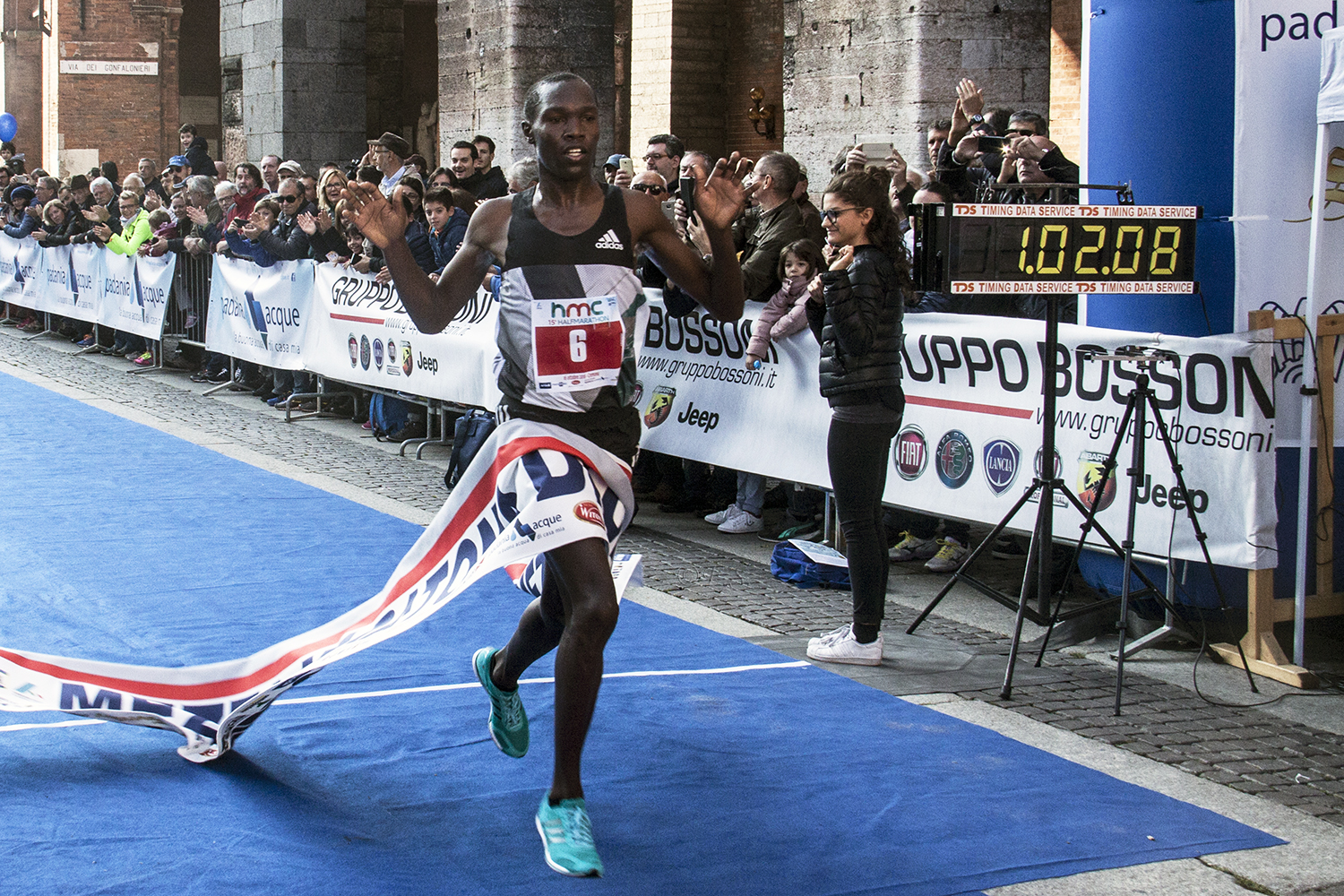 vincitore-taglia-traguardo