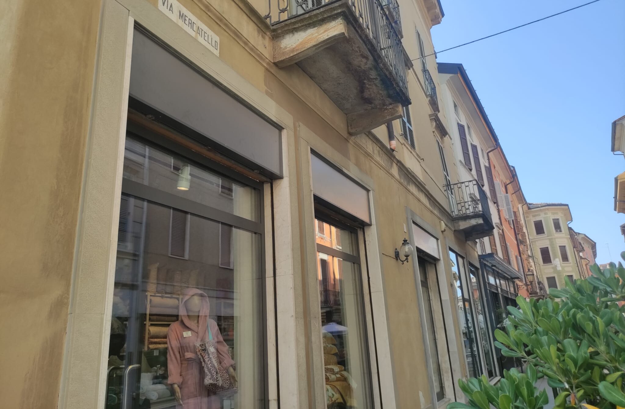 Le imprese di servizi sono il 37% 
Il commercio si ferma al 22%