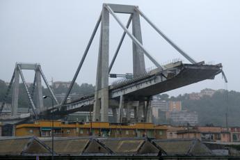 https://www.cremonaoggi.it/app/uploads/2026/07/genova_ponte_morandi_crollo_front_afp-1.jpeg